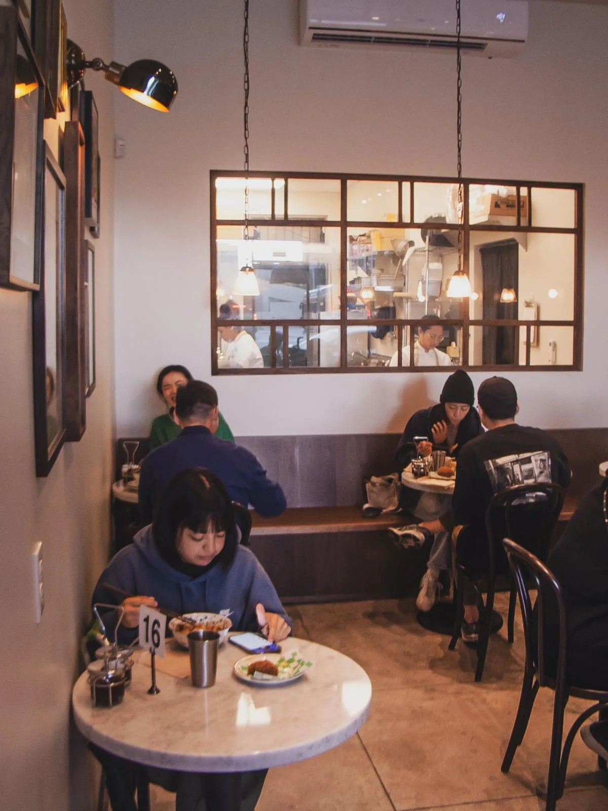 Inside Liu's Cafe, Koreatown